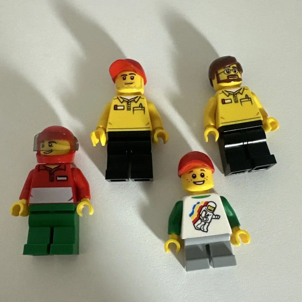 LEGO City Minifigure Lot of 12 Barista, Lego store employee, chef, Kings Knight